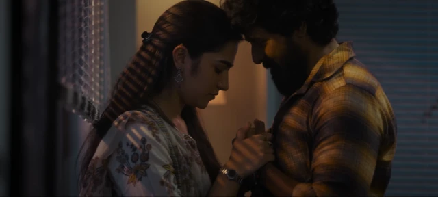 படத்தில் அரங்கேறும் அத்தனை திருப்பங்களும் படத்தின் மாஸ் ட்விஸ்ட் என்கிறது டைம்ஸ் நவ்.