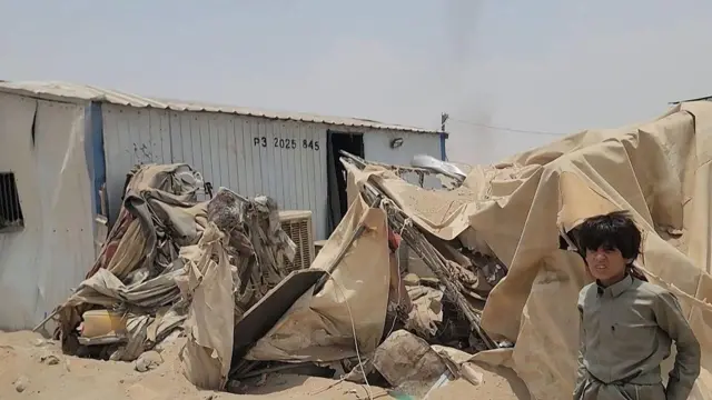 خسارات واردشده به اردوگاه آوارگان داخلی در حومه مارب پس از گزارشها از حمله بالستیکی حوثیها به این منطقه