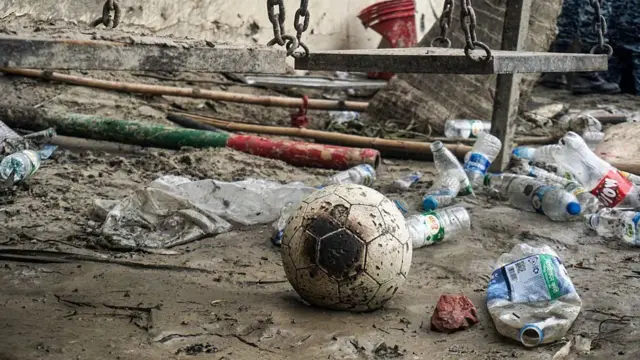 Eran mis niños": la profesora que salvó a 20 alumnos antes de morir tras el accidente del avión en Bangladesh que cayó sobre una escuela - BBC News Mundo