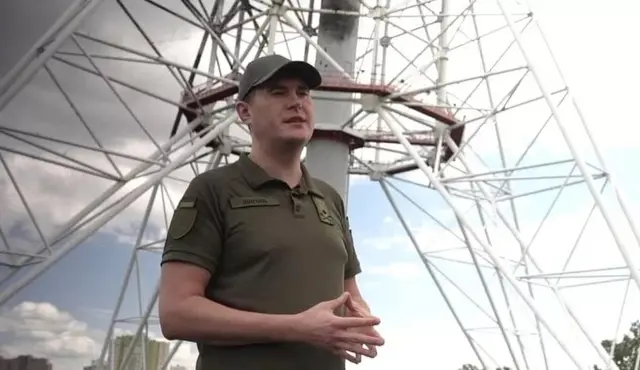 La principale tour de télévision de Kiev a été la cible d'une frappe de missile au début de la guerre