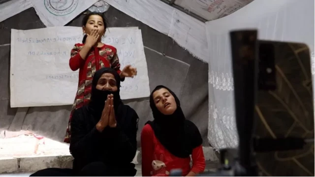 Monaa fi daa'imman ishee jaha kallattiin galanii arjoomni kennaa akka godhamuuf yeroo kadhatan