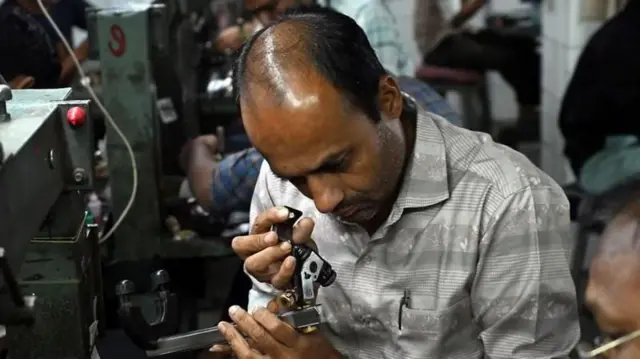 બીબીસી ગુજરાતી, ગુજરાત, બીબીસી, અમદાવાદ, સુરત, પ્રદૂષણ, 