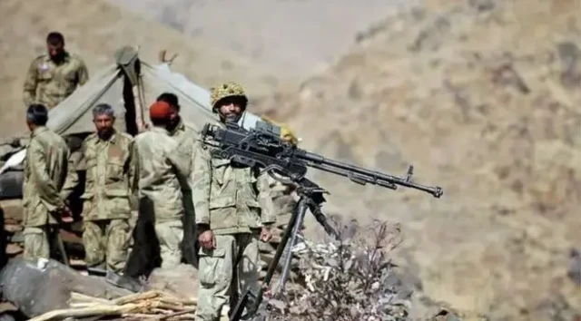 پاکستانی فوج