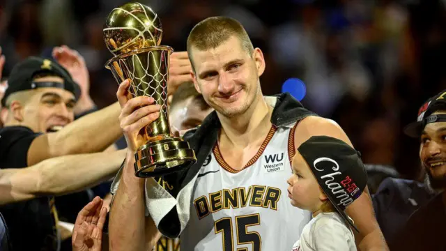 دنور ناگتز با پیروزی در مجموع هفت دیدار نهایی مقابل میامی هیت قهرمان انبیای شد