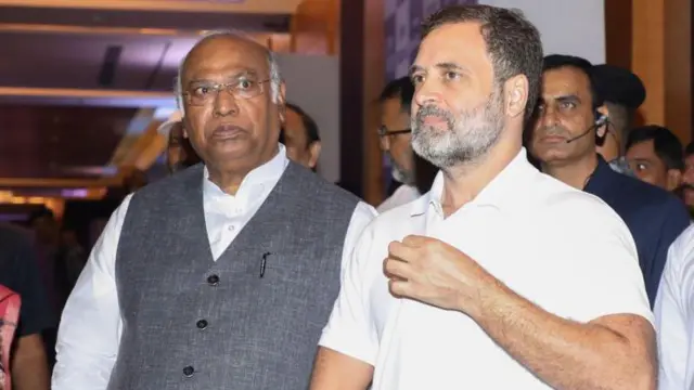 मल्लिकार्जून खरगे आणि राहुल गांधी