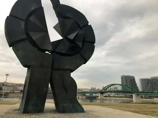 Spomenik na sajmištu 