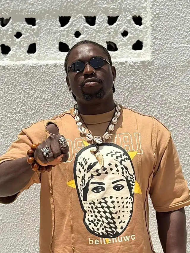 Aworan Very Dark Man