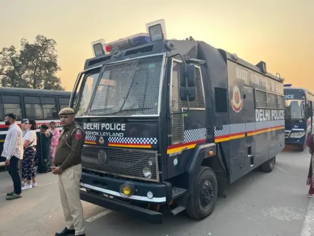 దిల్లీ, కాలుష్యం, నిరసన, అరెస్టు