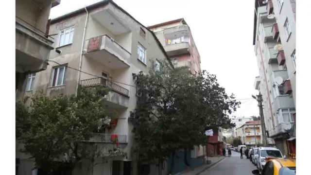 Gurigan wuxuu u dhowyahay halka ay ku nooleed Axlam Albashiir