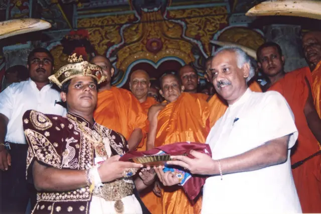 දියවඩන නිලමේවරයා ලෙස තේරී පත් වූ ප්‍රදීප් නිලංග දෑල