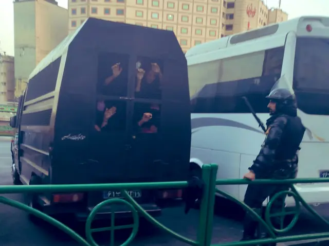 بازداشت زنان