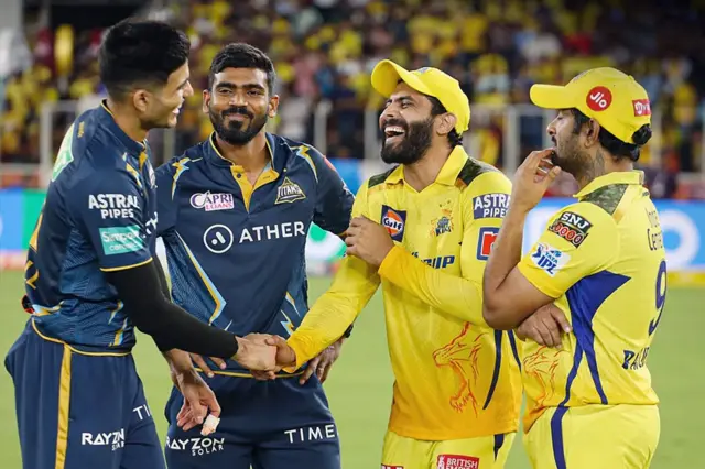 ગુજરાત ટાઇટન્સ અને ચેન્નઈ સુપર કિંગ્સ