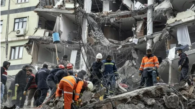 উদ্ধারকাজ