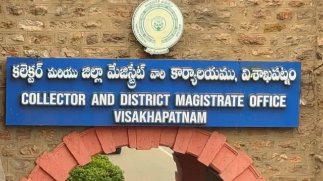 இரான் மற்றும் அமெரிக்கா இடையிலான சர்வதேச பதற்றம் காரணமாக கடந்த பத்து நாட்களாகத் தகவல் தொடர்பு அமைப்புகள் முடங்கியுள்ளதால், தங்களது குடும்ப உறுப்பினர்களுடனான தொடர்பை இழந்துவிட்டதாகவும், அவர்களுடன் பேச முடியவில்லை என்றும் அவர்கள் தெரிவித்தனர்.
