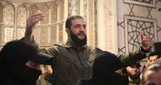 HTŞ lideri Ahmed eş-Şara, Şam'da Emevi Camii'nde yaptığı konuşmada, "Bu zafer tüm Suriyeliler için" dedi.