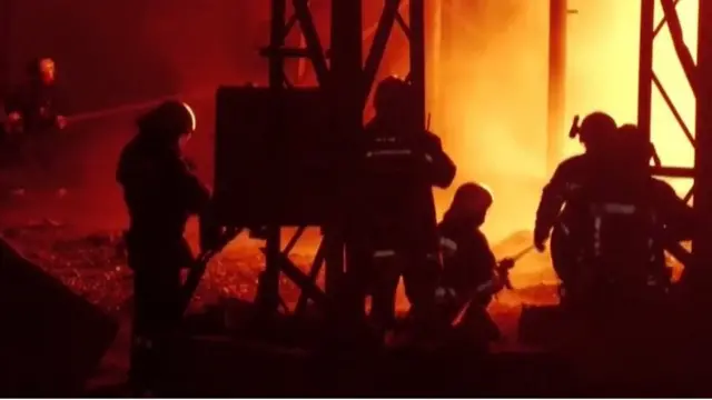 Abazimya umuriro muri Ukraine 