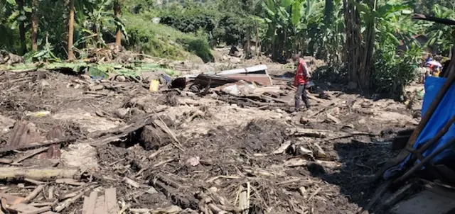 Des maisons et des villages entiers détruits