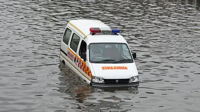 बारिश और जलभराव 