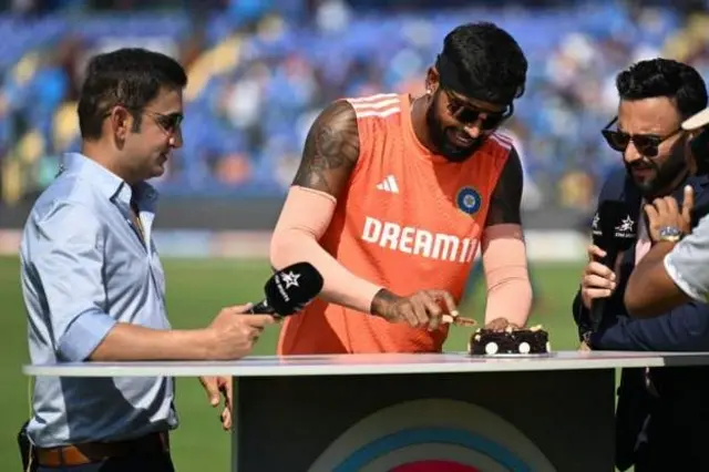 हार्दिकचा वाढदिवस