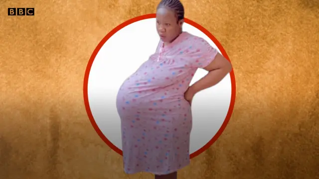 Nwaanyị mụrụ ejima ise ka o chechara afọ itoolu