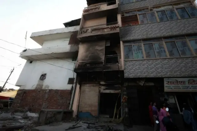 केसरवानी यांचे घर.