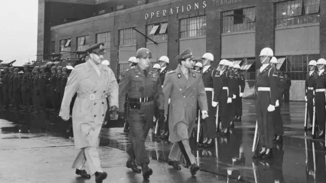 Іранський шах Мохаммед Реза Пехлеві відвідує американську базу Форт-Нокс, 1949 рік