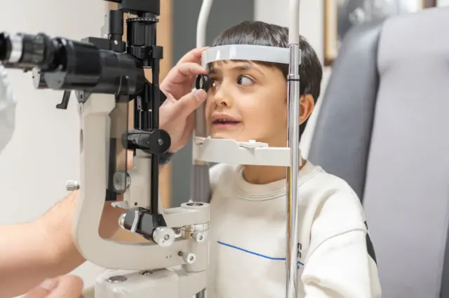 બાળકો, મોબાઇલ, ટીવી, ઇન્ટરનેટ, ગુજરાત, બીબીસી ગુજરાતી
