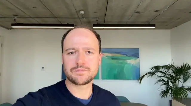 亚历克斯·卡尔德（Alex Calder）是AI创新顾问公司“锯齿边缘”（Jagged Edge）的首席顾问