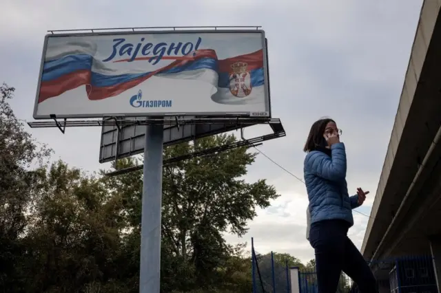 plakat nis-a i gasproma, gasprom i nis, američke sankcije NIS-u