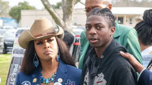 Darryl George y su madre