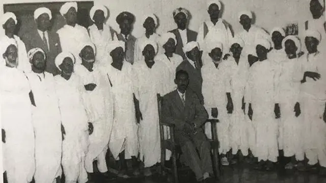 እድሪስ (ማእከል) ምስ ዓበይቲ ዓዲ ከረንን ምዕራባዊ ቘላን