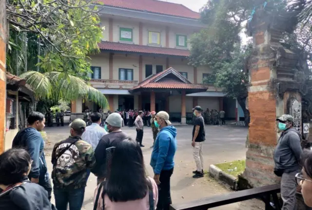Dugaan pembubaran paksa acara Forum Air untuk Rakyat Sedunia (PWF) di Bali.