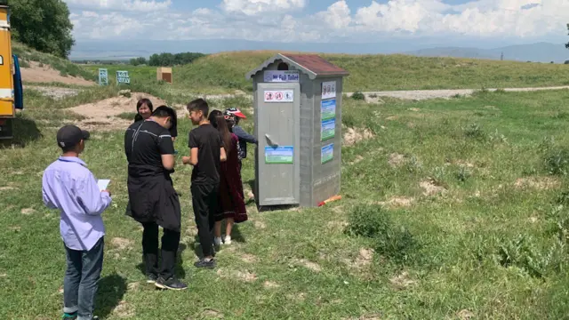 Туалеттин лентасын кести деген талкуу далайга барып анан басылган эле. Бул туалеттер чындап көйгөйдү чече алабы? 