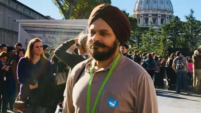 डॉ. गुरतेज संधू 