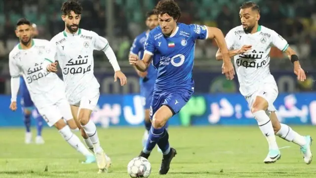استقلال و ذوب آهن