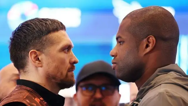 Перед поединком букмекеры однозначно называли фаворитом Усика