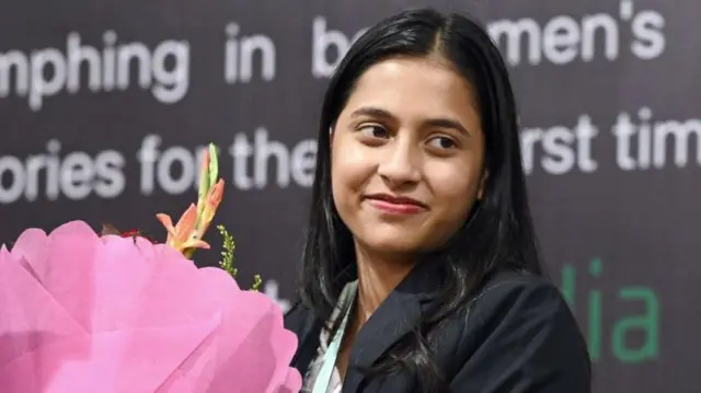 दिव्या देशमुख 2013 में मात्र सात साल की उम्र में महिला फ़िडे मास्टर बनीं