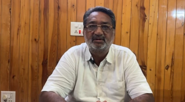 ਸੁਰੇਸ਼ ਸਤੀਜਾ