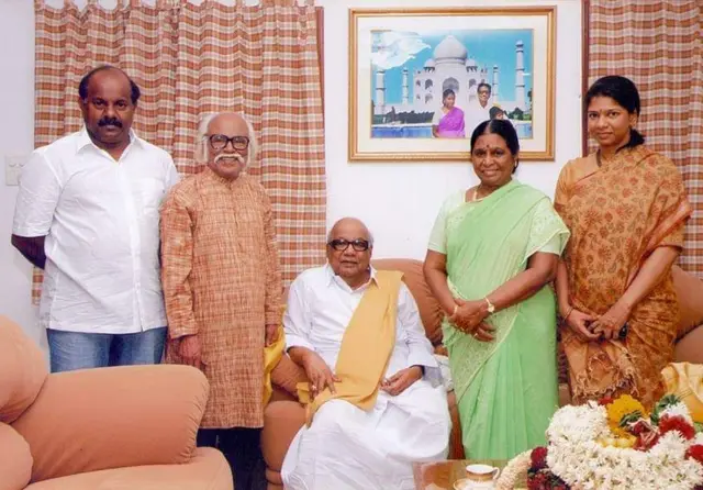 கருணாநிதியுடன் இளையபாரதி மற்றும் ஜெயகாந்தன்