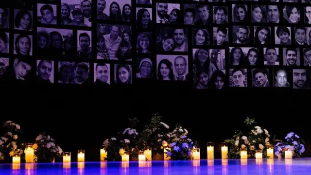 أصيبت الطائرة بصاروخين أطلقتهما وحدة دفاع جوي تابعة للحرس الثوري الإيراني بعد إقلاعها من مطار طهران