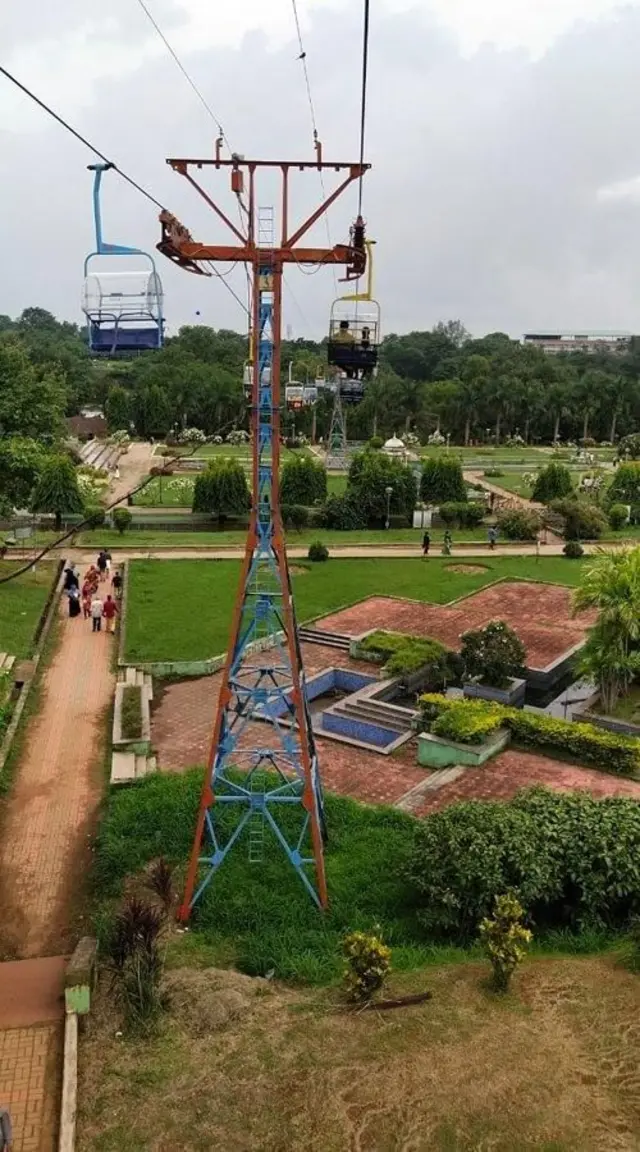 மலம்புழா அணை