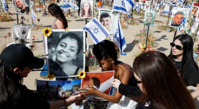 ታጋቾች እንዲለቀቁ የሚጠይቅ ሥነ ሥርዓት