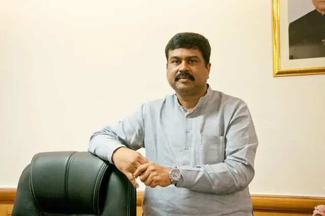 धर्मेंद्र प्रधानांचा अखेर राजीनामा: जाणून घ्या सरकारवर दबाव आणणारे 5 मुद्दे