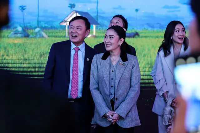 Ông Thaksin và bà Paetongtarn trong một sự kiện vào ngày 9/7