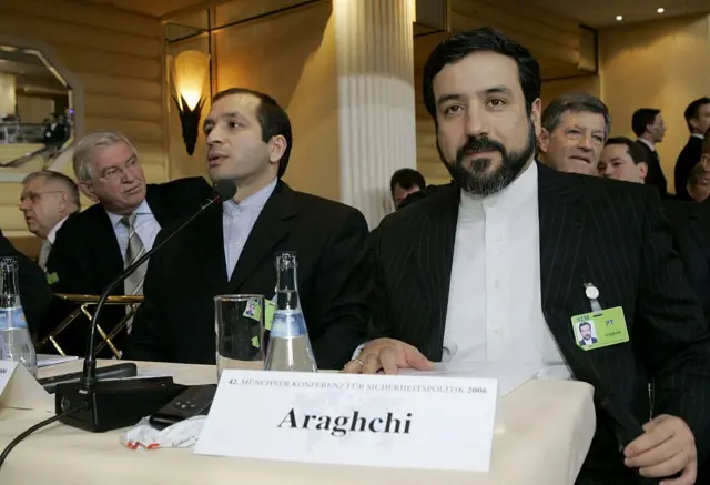 عباس عراقچی، معاون حقوقی و بینالمللی وزارت خارجه در سال ۲۰۰۶ در کنفرانس امنیتی مونیخ
