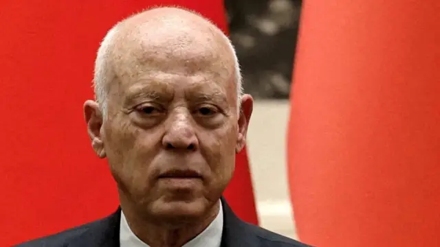 Perezida wa Tuniziya Kaïs Saïed ubwo yari yitabiriye umuhango wo gushyira umukono ku masezerano hamwe na Perezida w'Ubushinwa Xi Jinping
