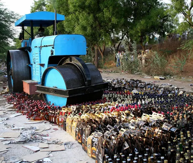 गुजरात में शराबबंदी