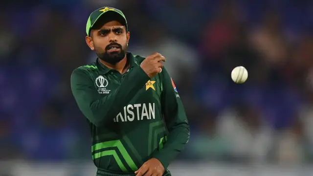 உலகக்கோப்பை: 1992 கனவுடன் இறங்கி முதல் வெற்றியை ருசித்த பாகிஸ்தான் செய்த தவறுகள்