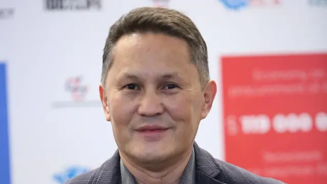 Айбар Султангазиев