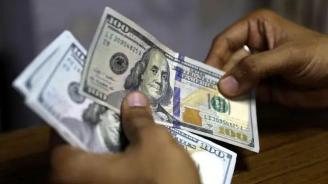 রুপিতে লেনদেন ডলারের উপর কিছুটা হলেও চাপ কমাবে